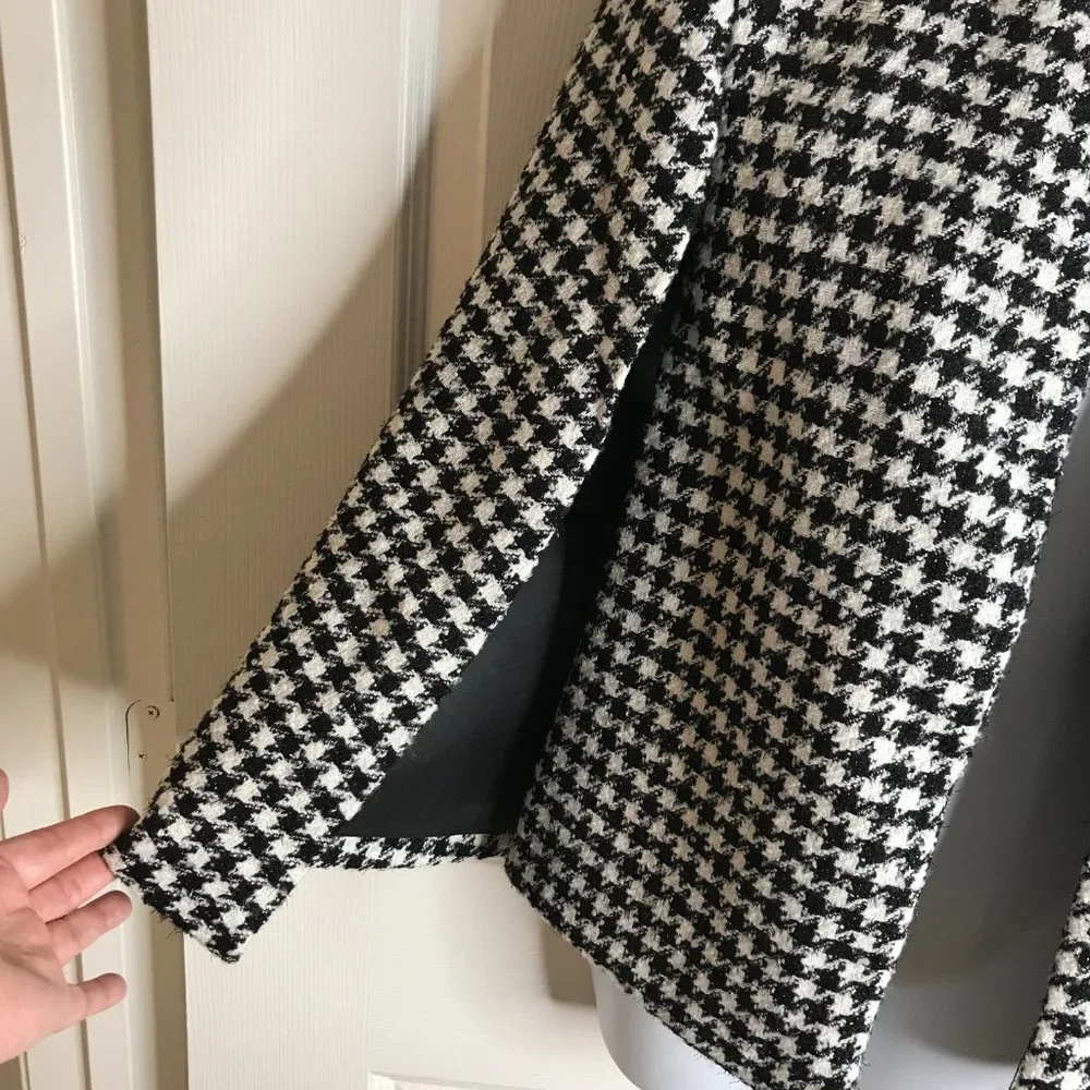 NWT SIX/FIFTY Women's Wrens Wool Blend Cape Black/Ivory Hounds Tooth ~ Size L - Picture 3 of 7